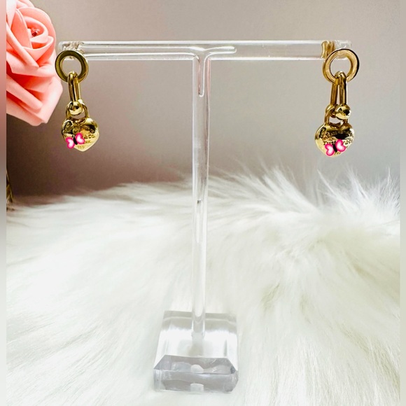 Hardware Heart Dangling. 💛 Real 18(18k) Karat Solid Gold Jewelry - Picture 2 of 11